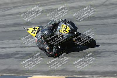 media/May-10-2025-Race Pace (Sat) [[db32fef2da]]/Vested/4-Bowl Set 2 (910am)/